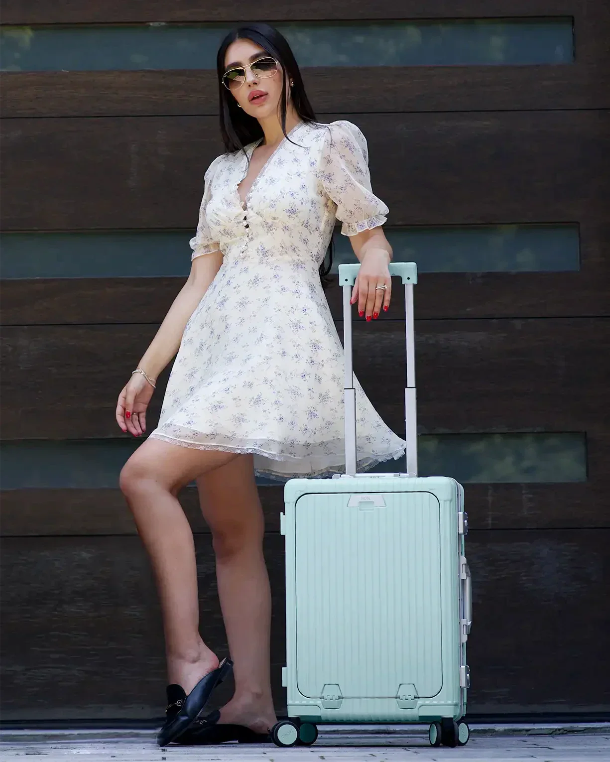 Carry-On: All-in-One 19" - Image 45