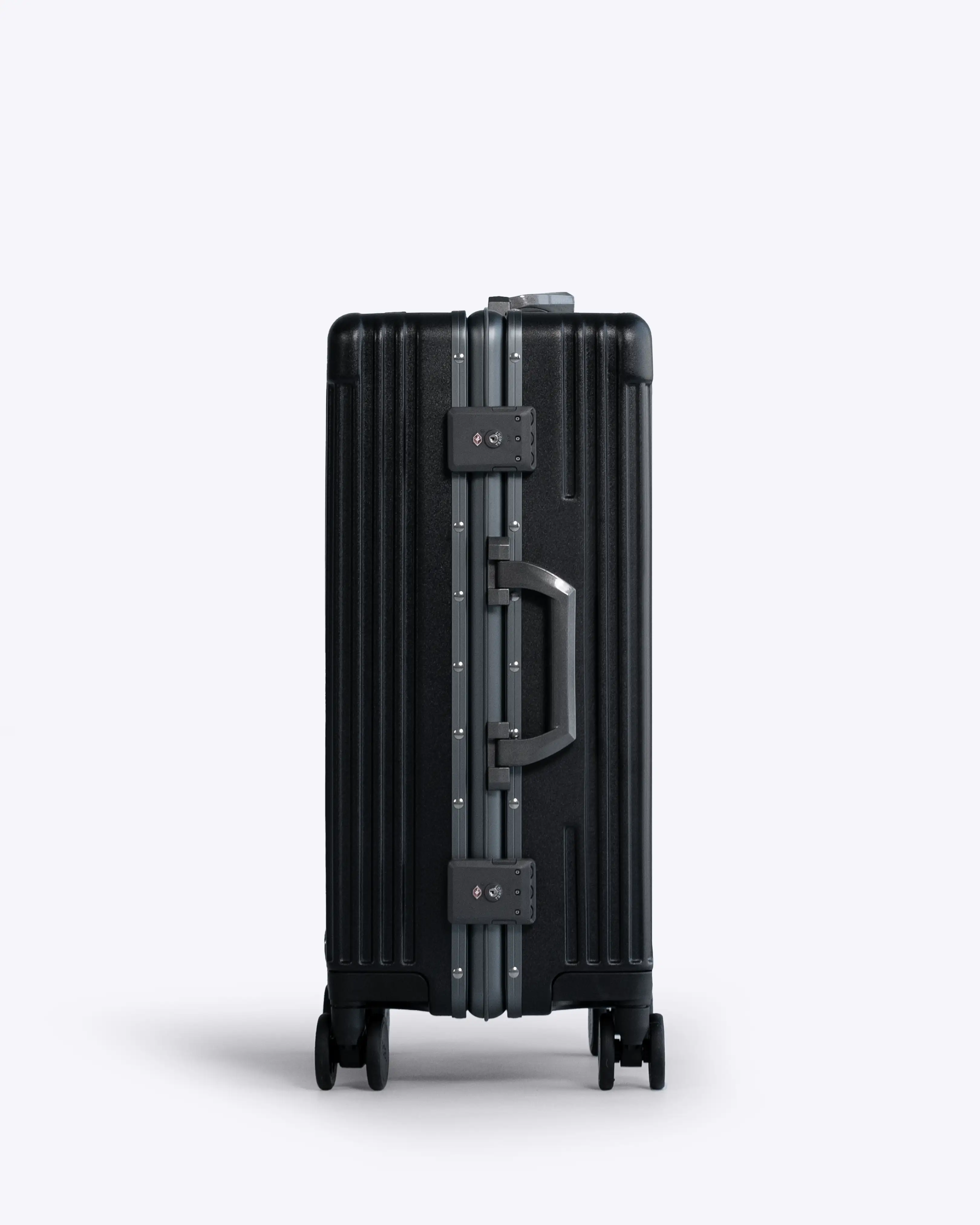 Carry-On: All-in-One - Image 9