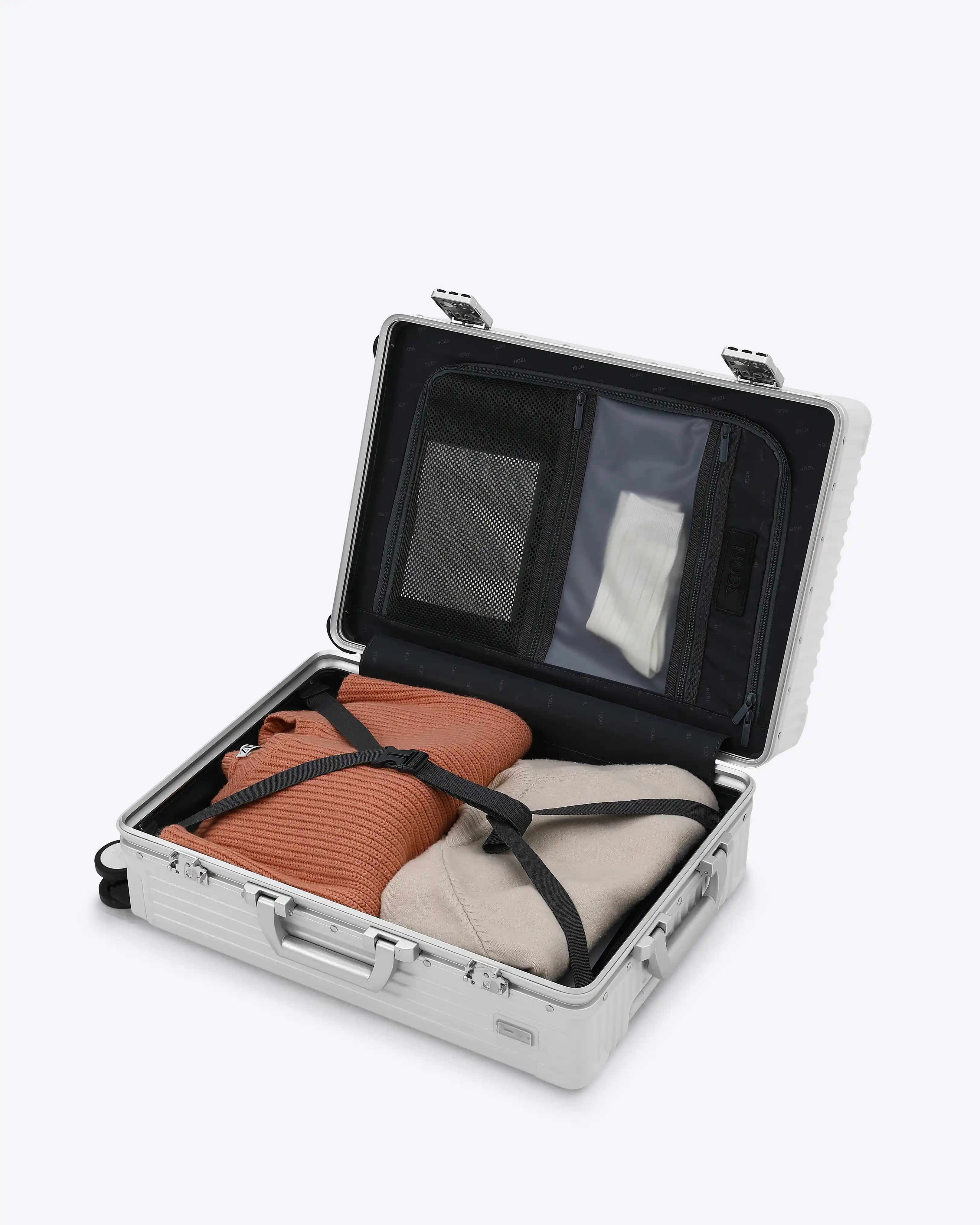 Carry-On: All-In-One Classic - Image 23