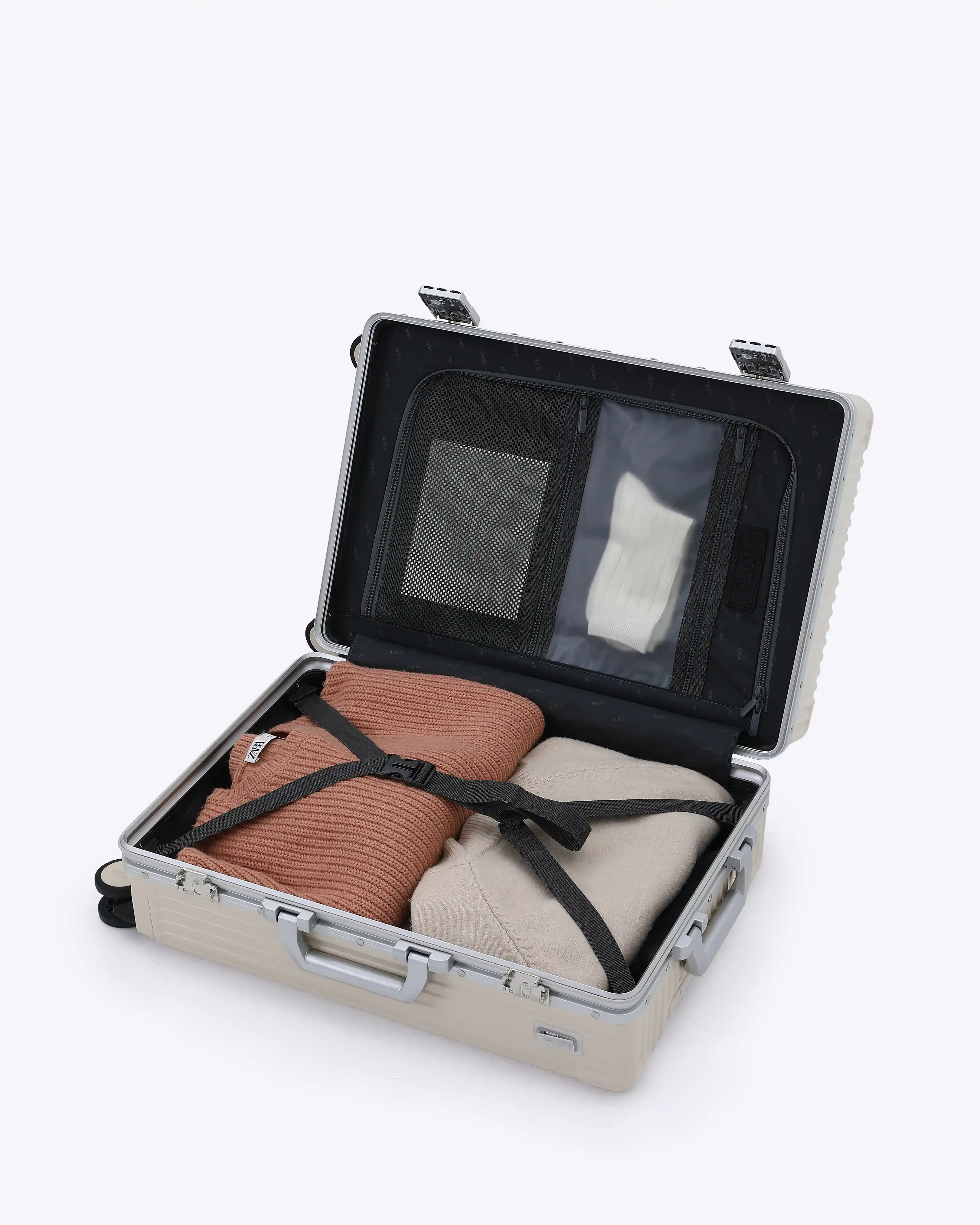 Carry-On: All-In-One Classic - Image 67