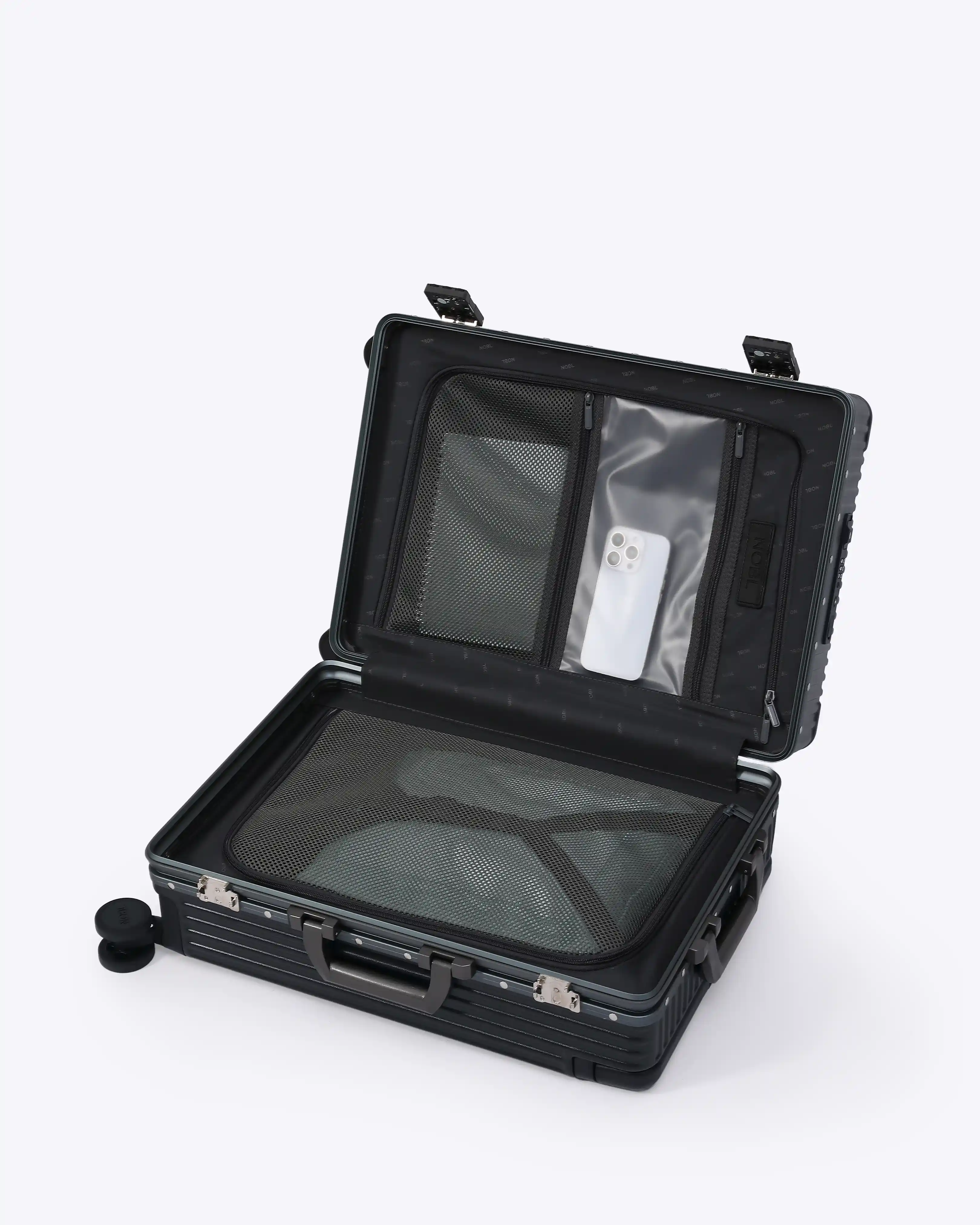 Carry-On: All-in-One Wide Handle - Image 12