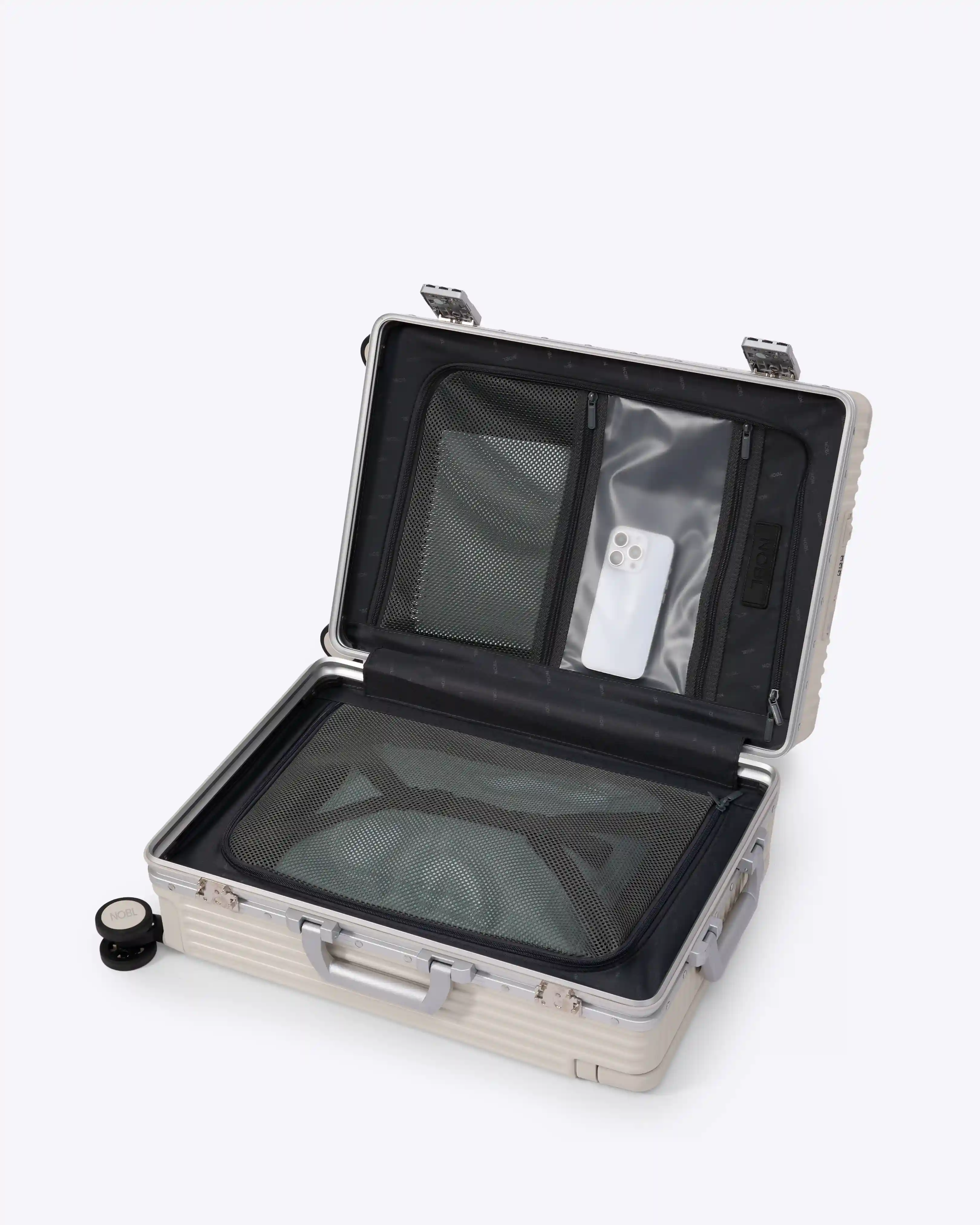 Carry-On: All-in-One Wide Handle - Image 34