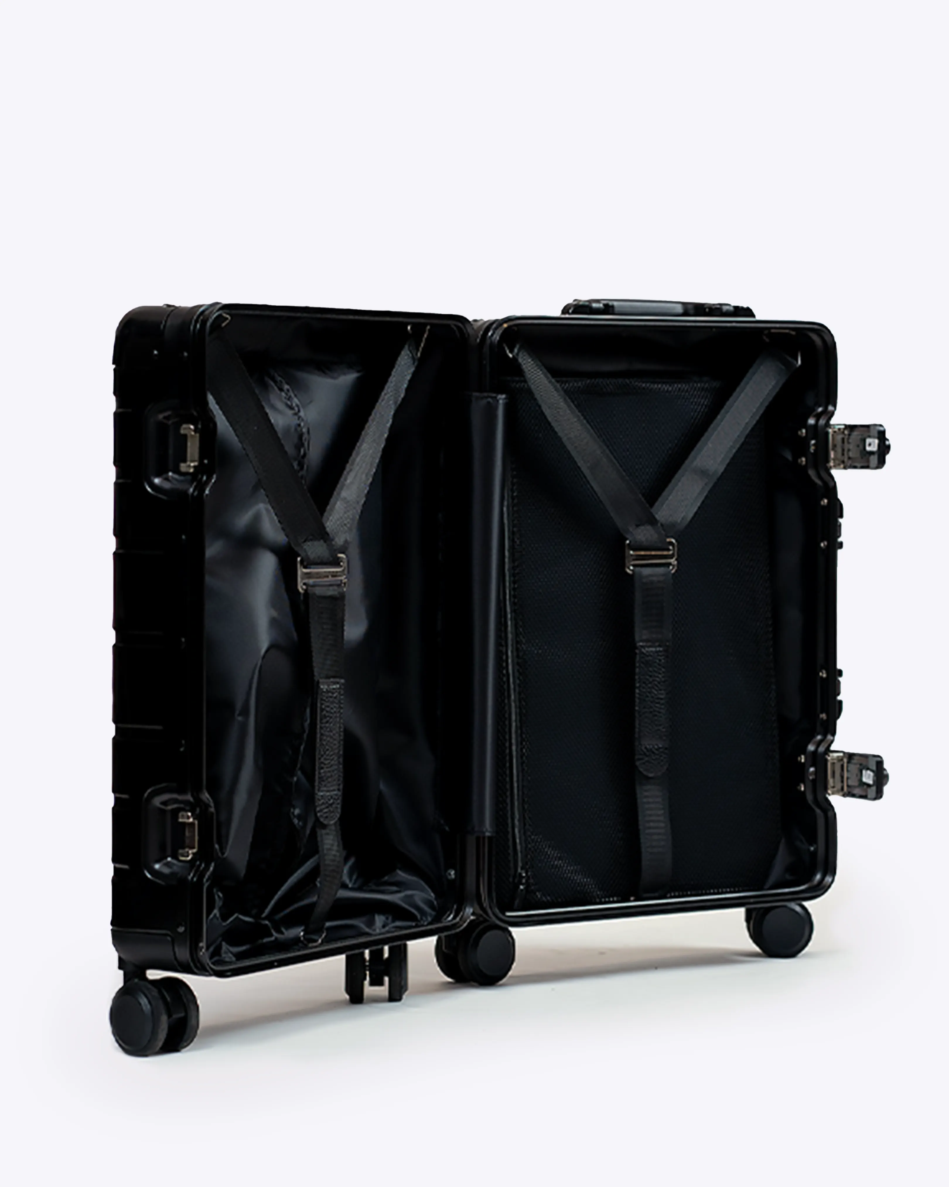 Carry-On: Aluminum - Image 12