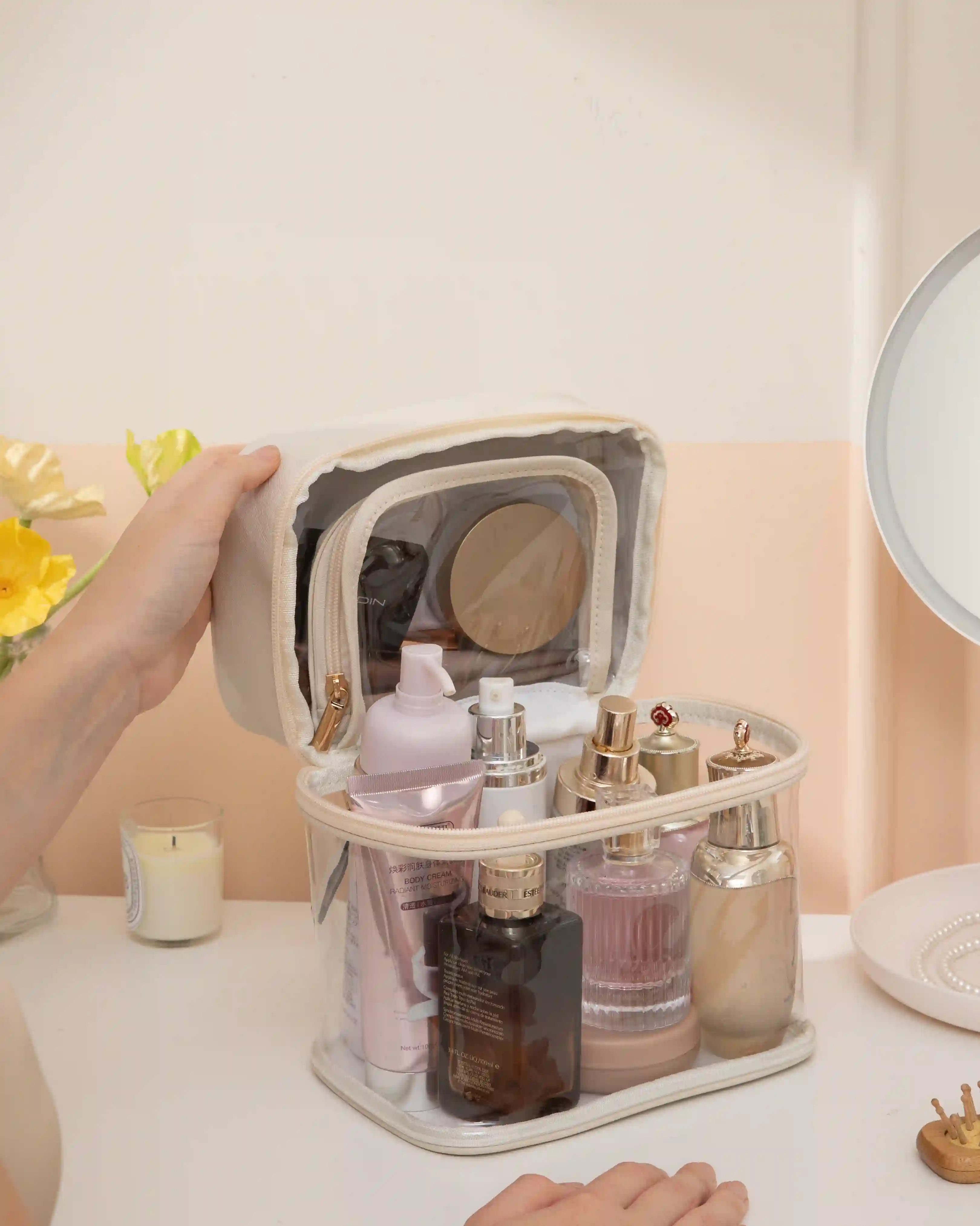 Carry-on Clear Makeup Bag - Image 19