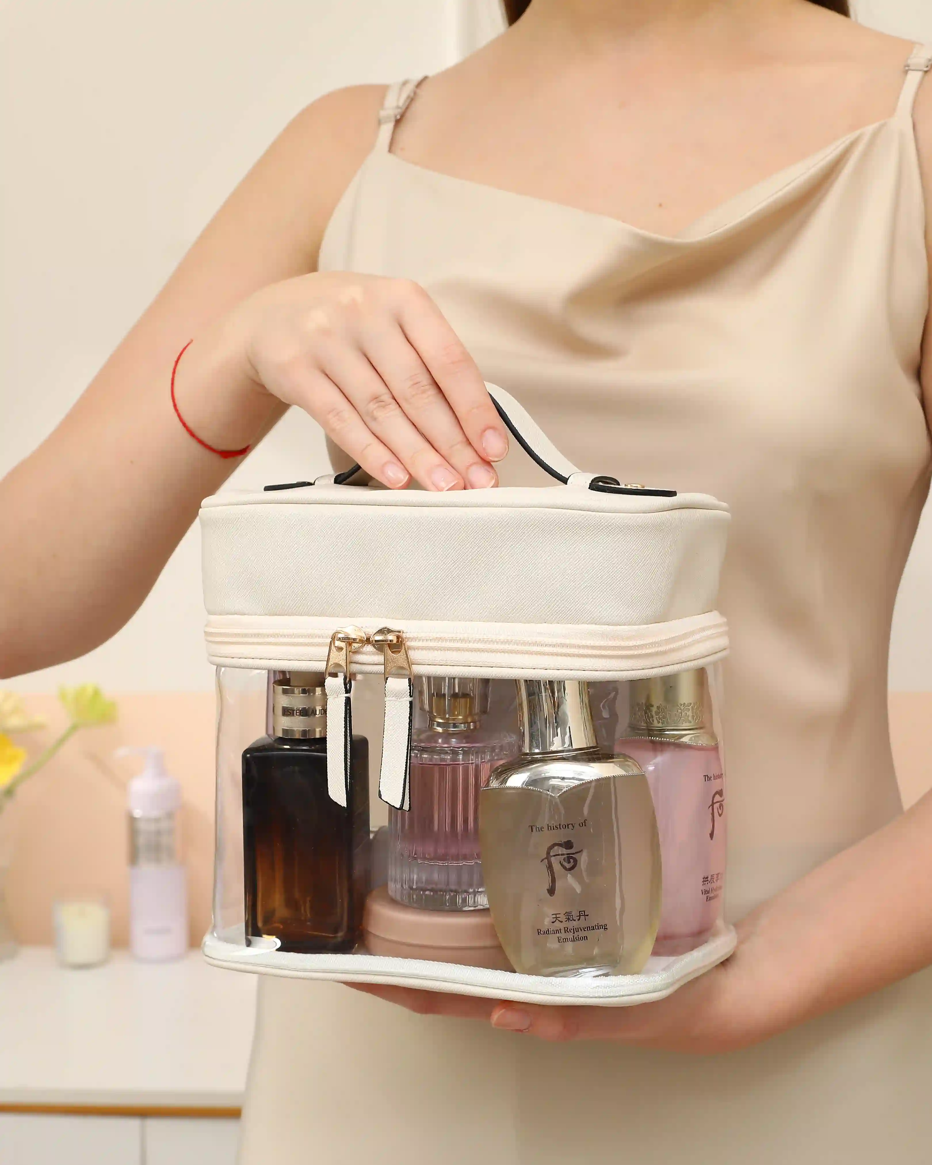 Carry-on Clear Makeup Bag - Image 21