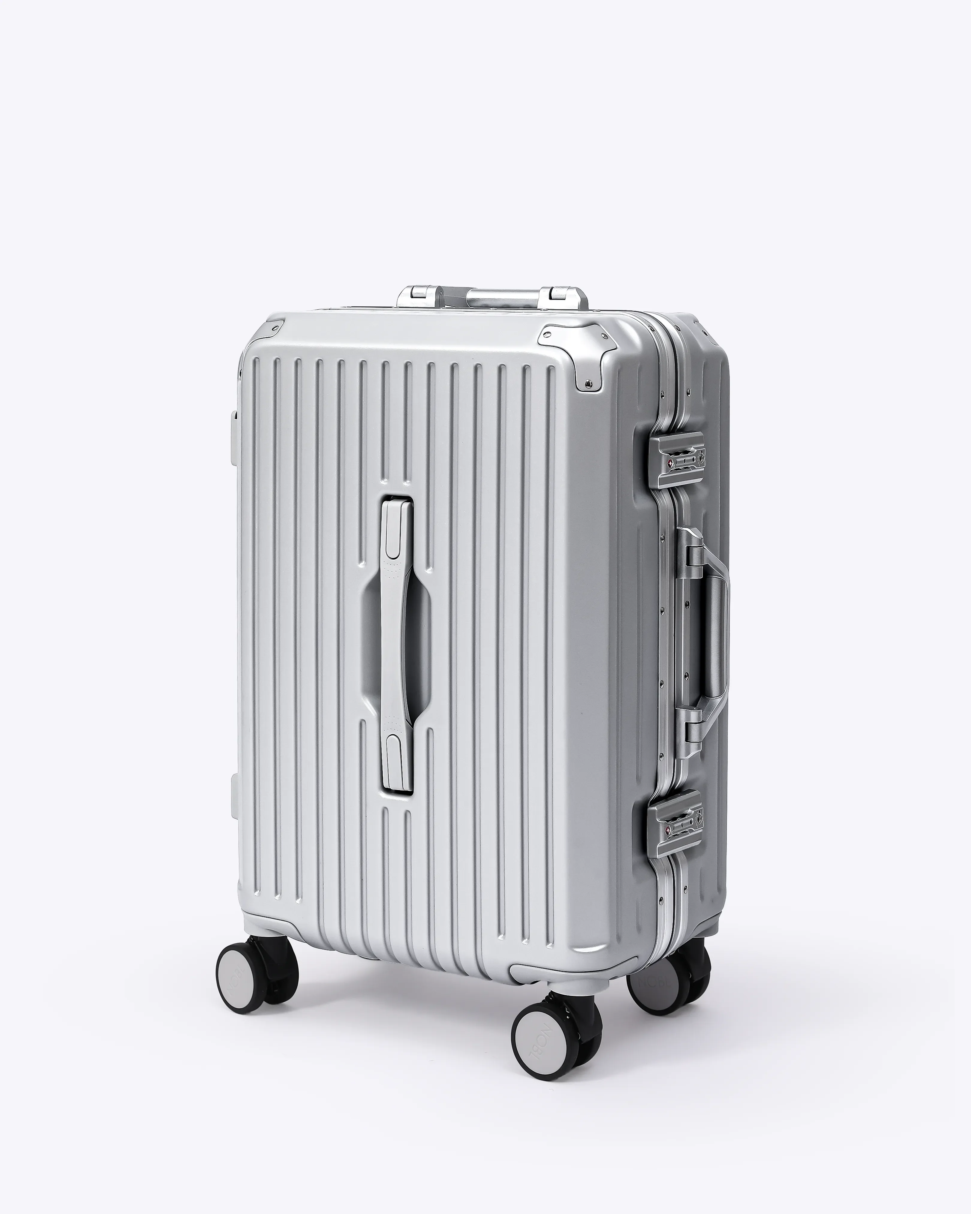 Carry-On Trunk 20" - Image 38