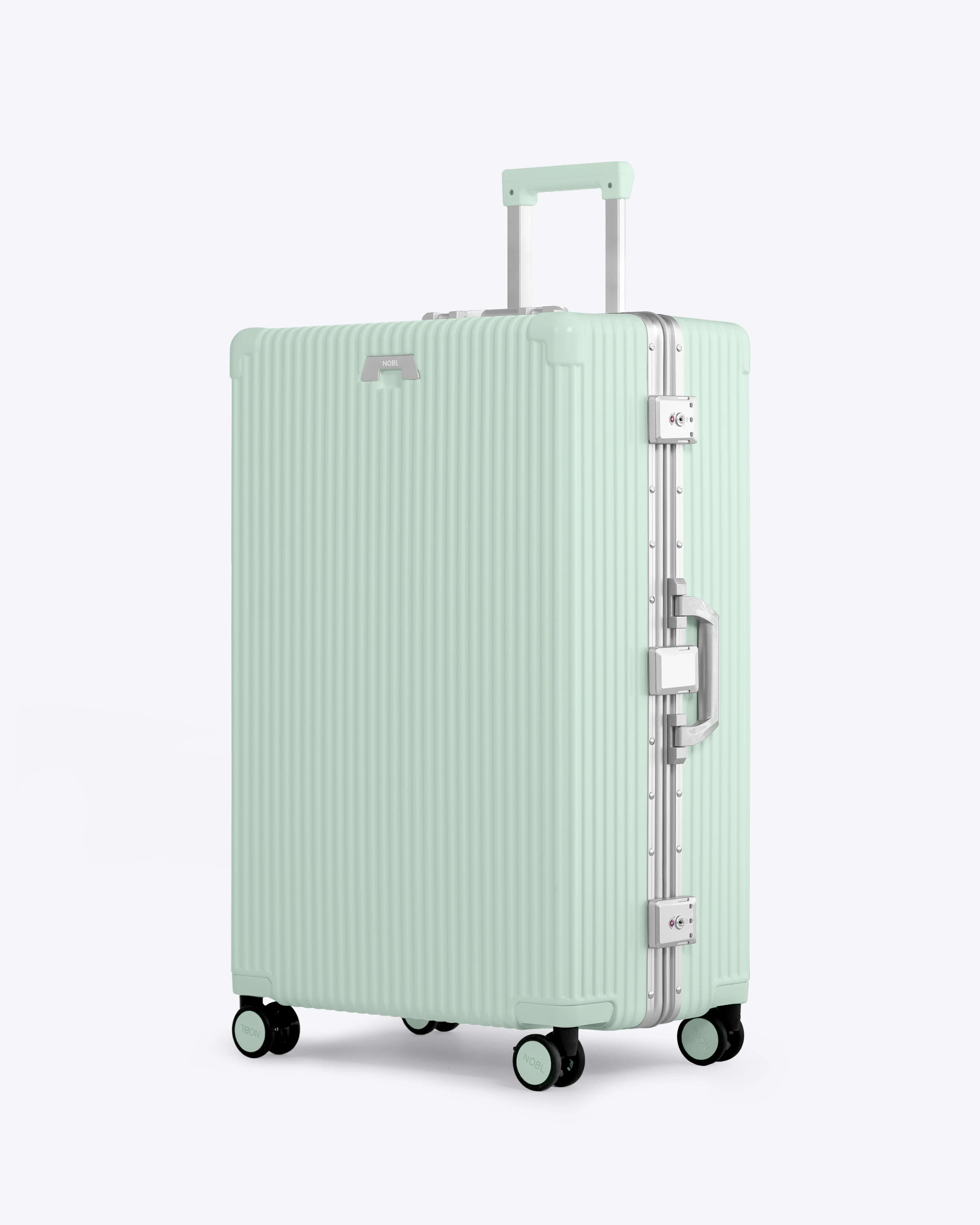 Check-In: All-In-One 28" - Image 73