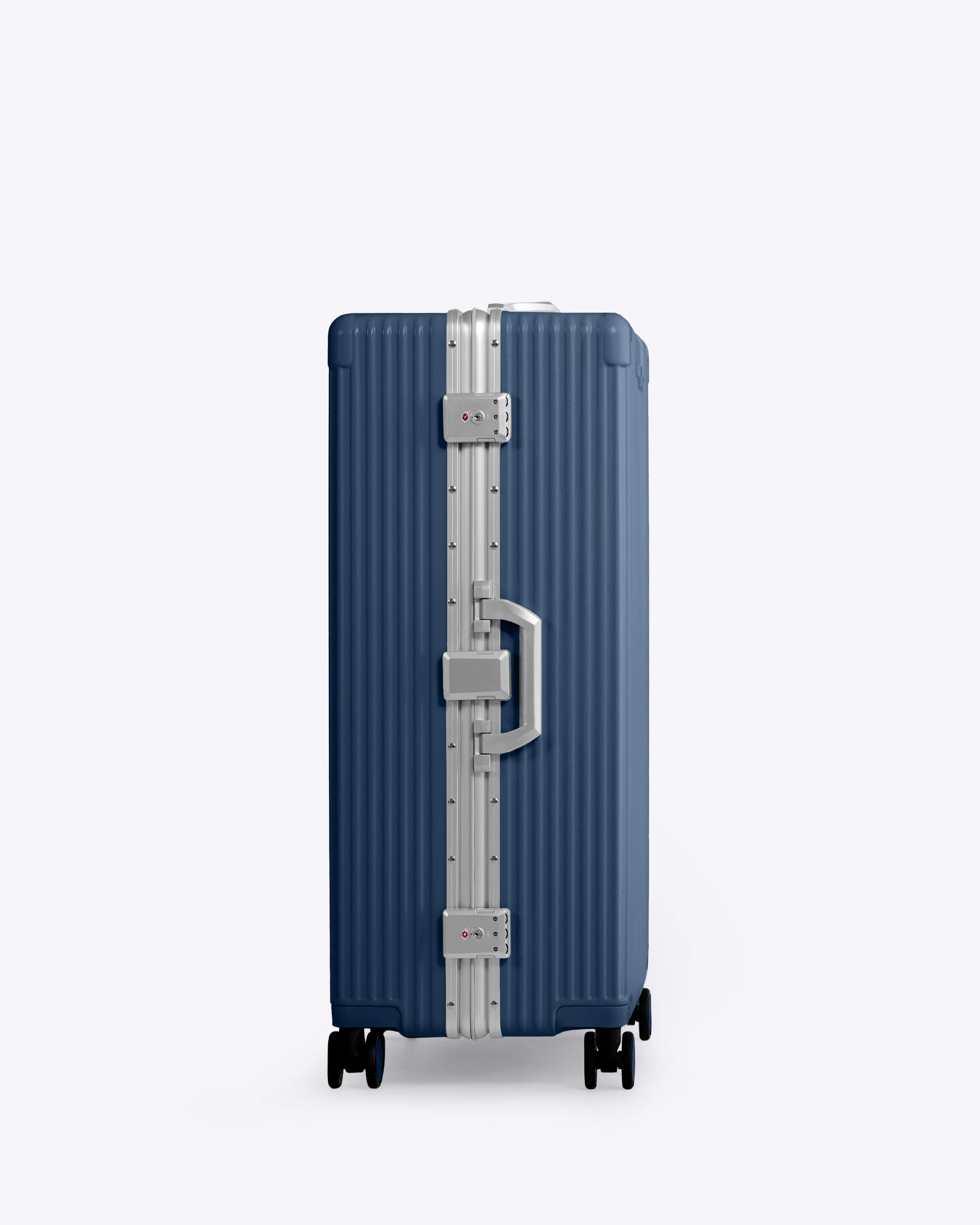 Check-In: All-In-One 28" - Image 91