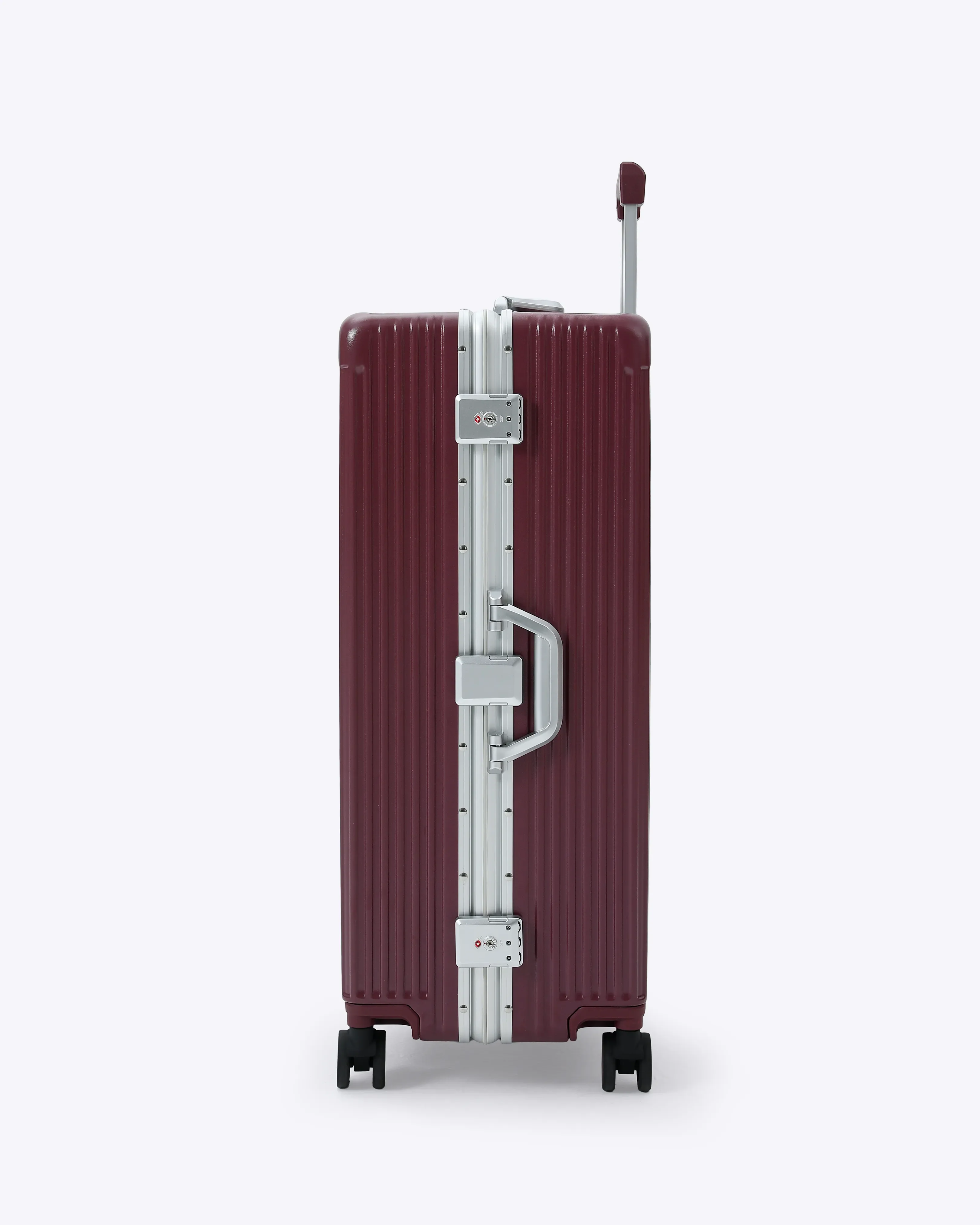 Check-In: All-In-One 28" - Image 99