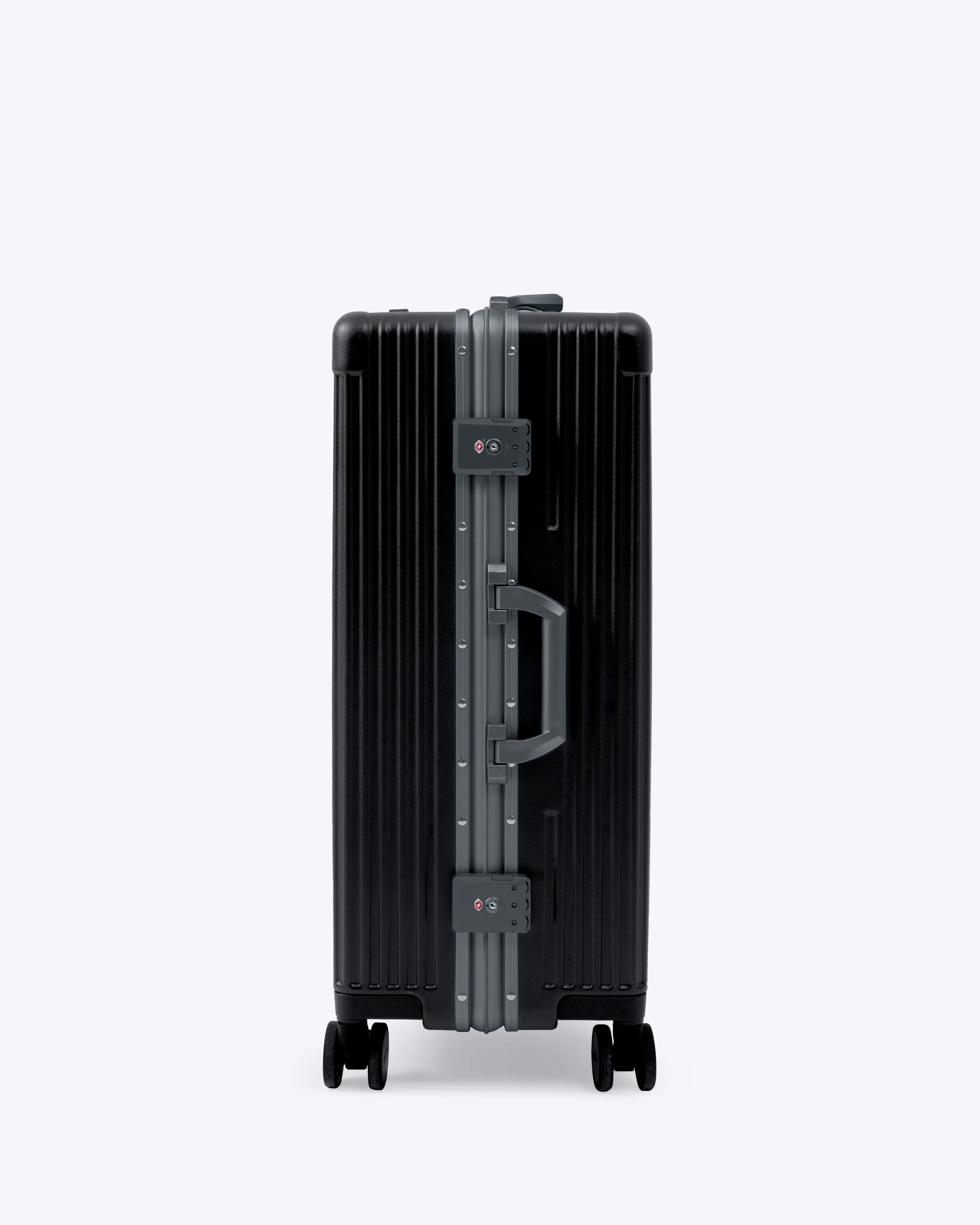 Check-In Medium: All-In-One 24" - Image 13