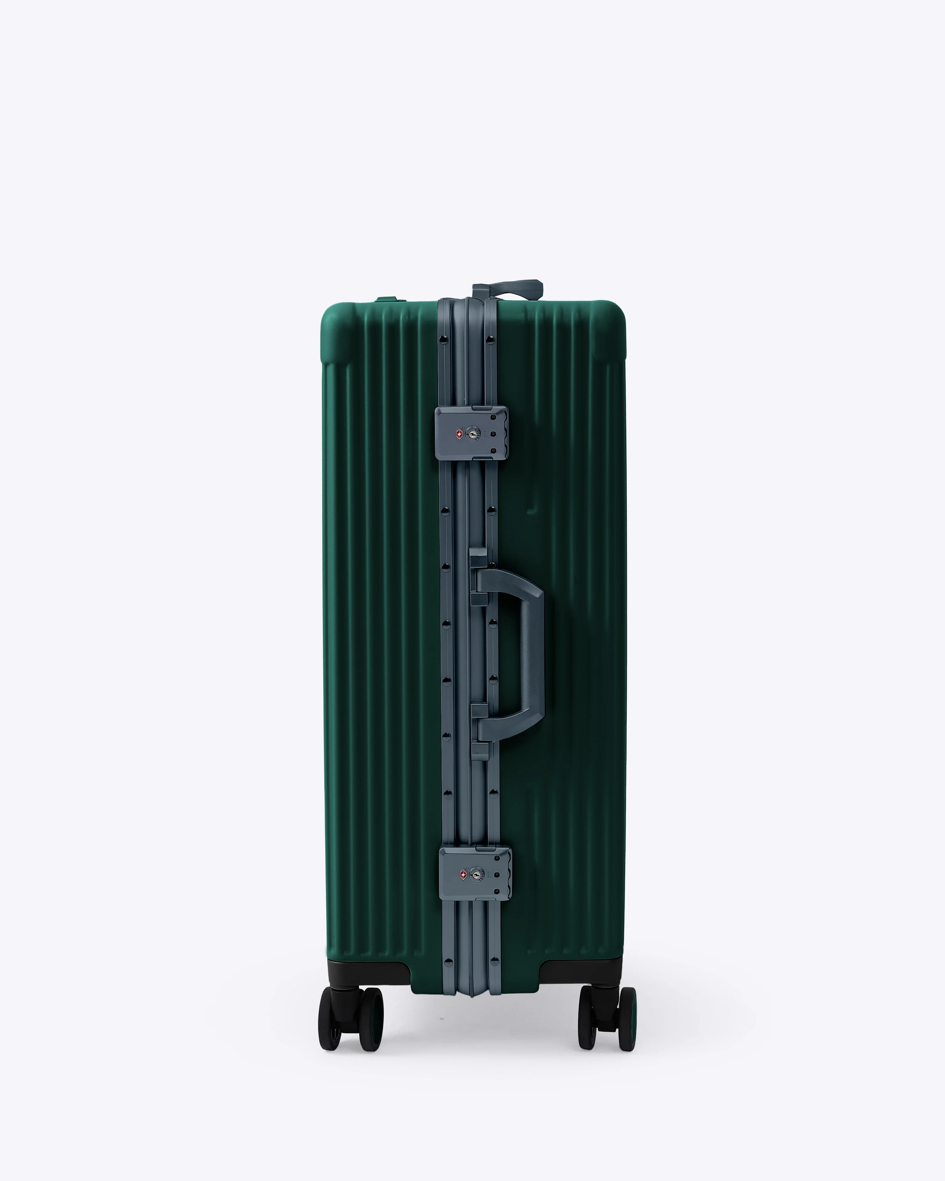 Check-In Medium: All-In-One 24" - Image 6