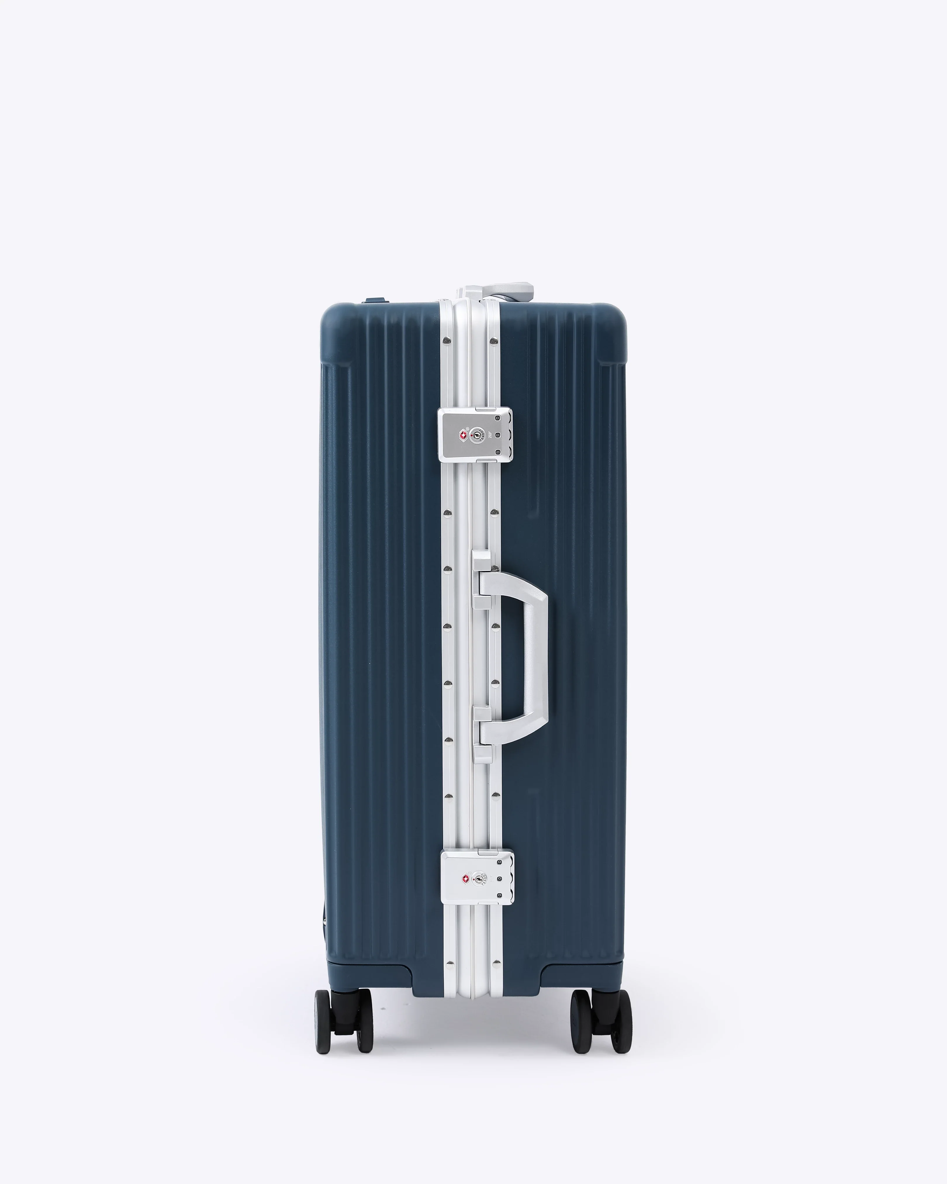 Check-In Medium: All-In-One 24" - Image 69