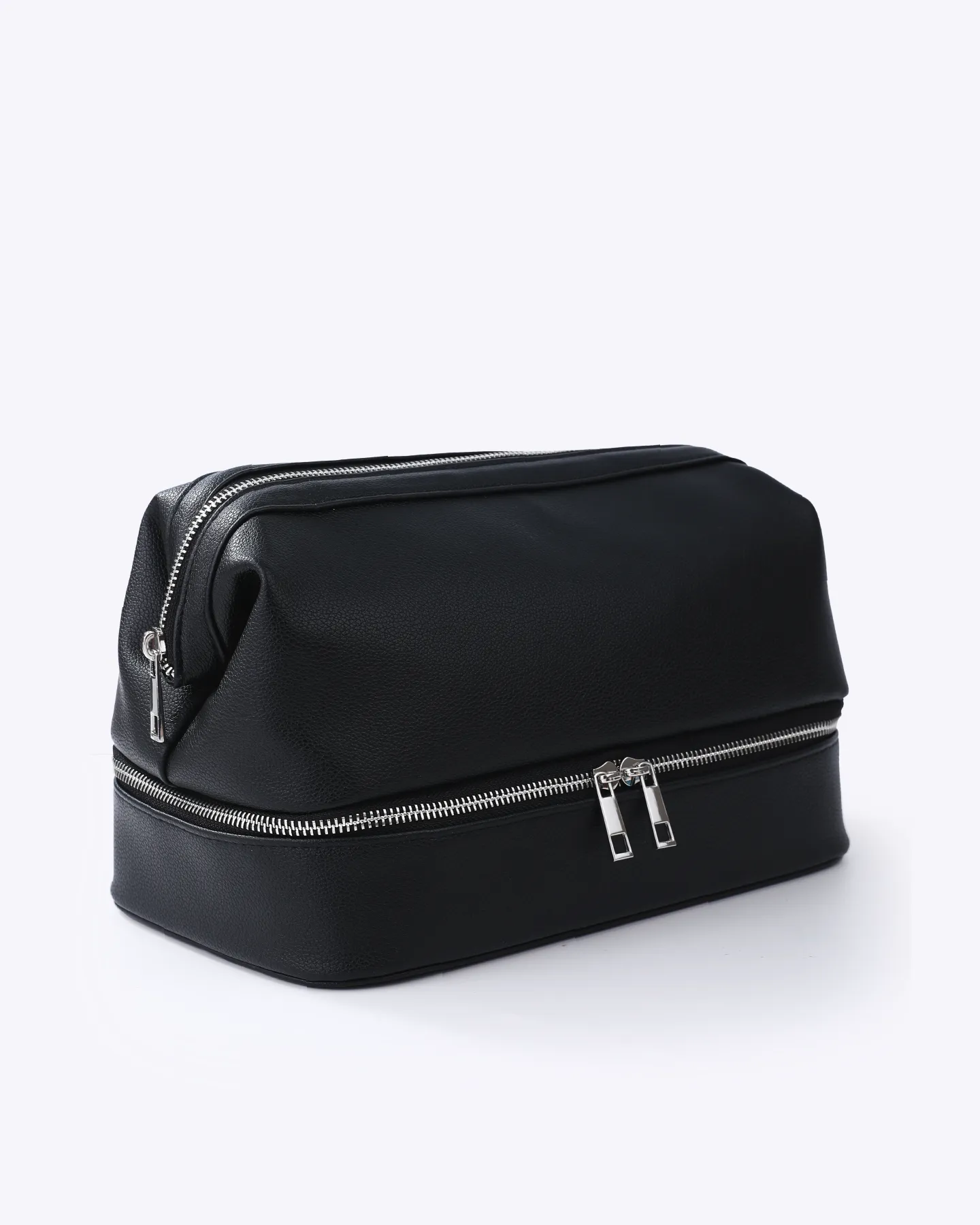 Vegan Leather Toiletry Bag - Image 13