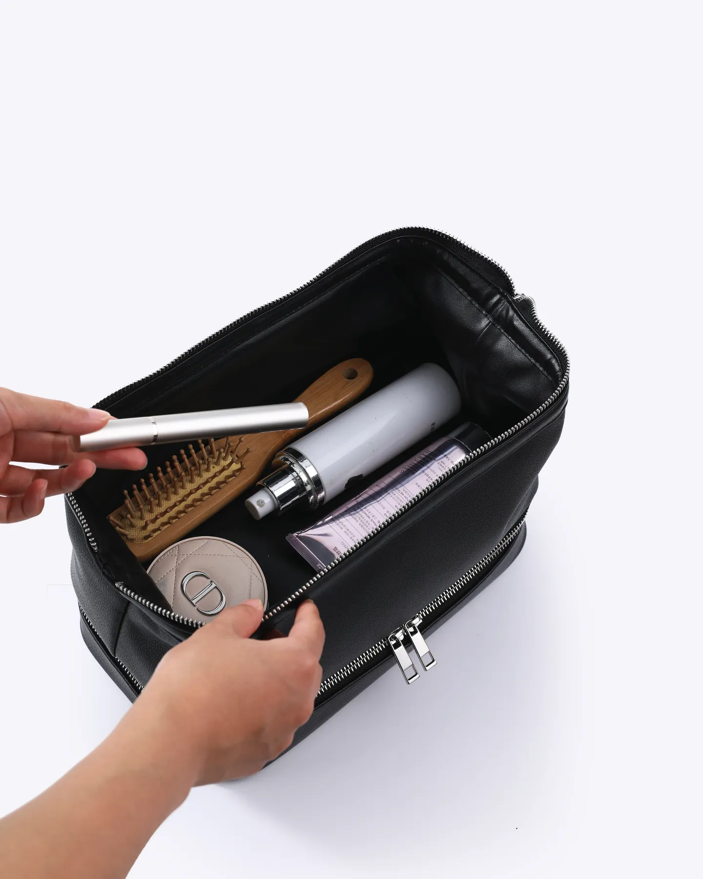 Vegan Leather Toiletry Bag - Image 17