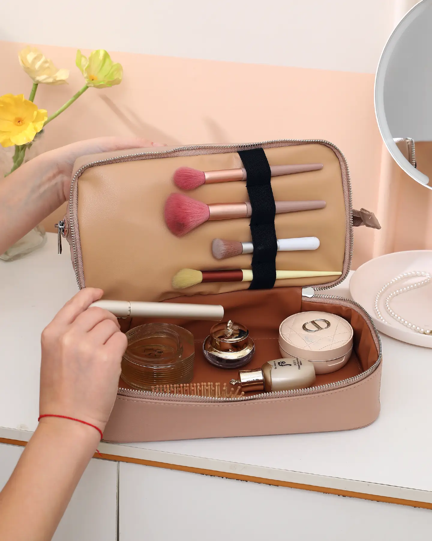 Vegan Leather Toiletry Bag - Image 3