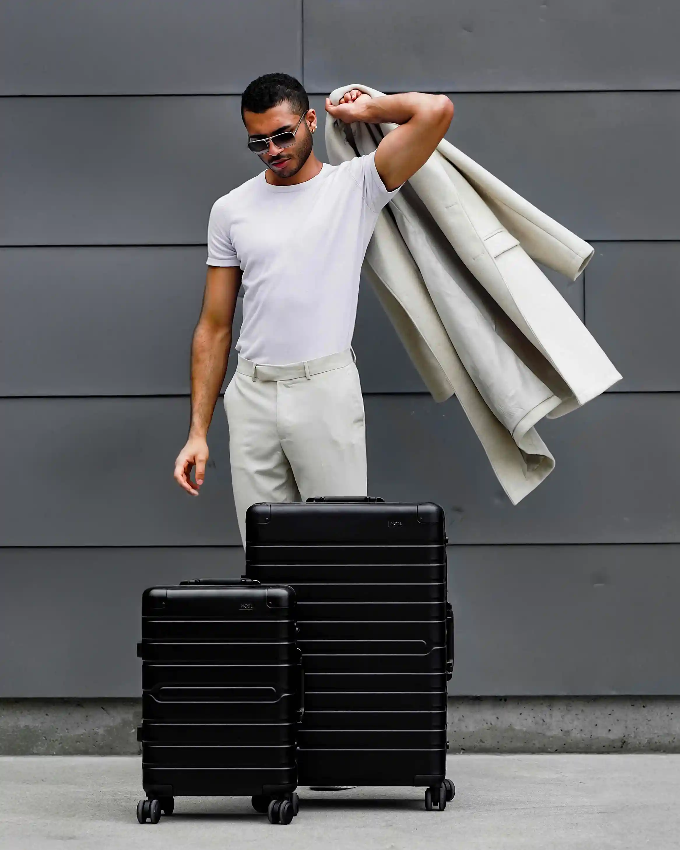 Check-in: Aluminum 28" - Image 9