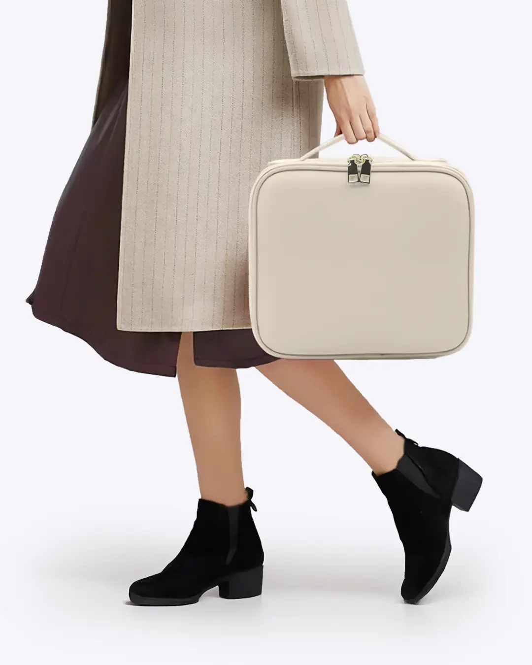 LED Travel Makeup Case - Image 13