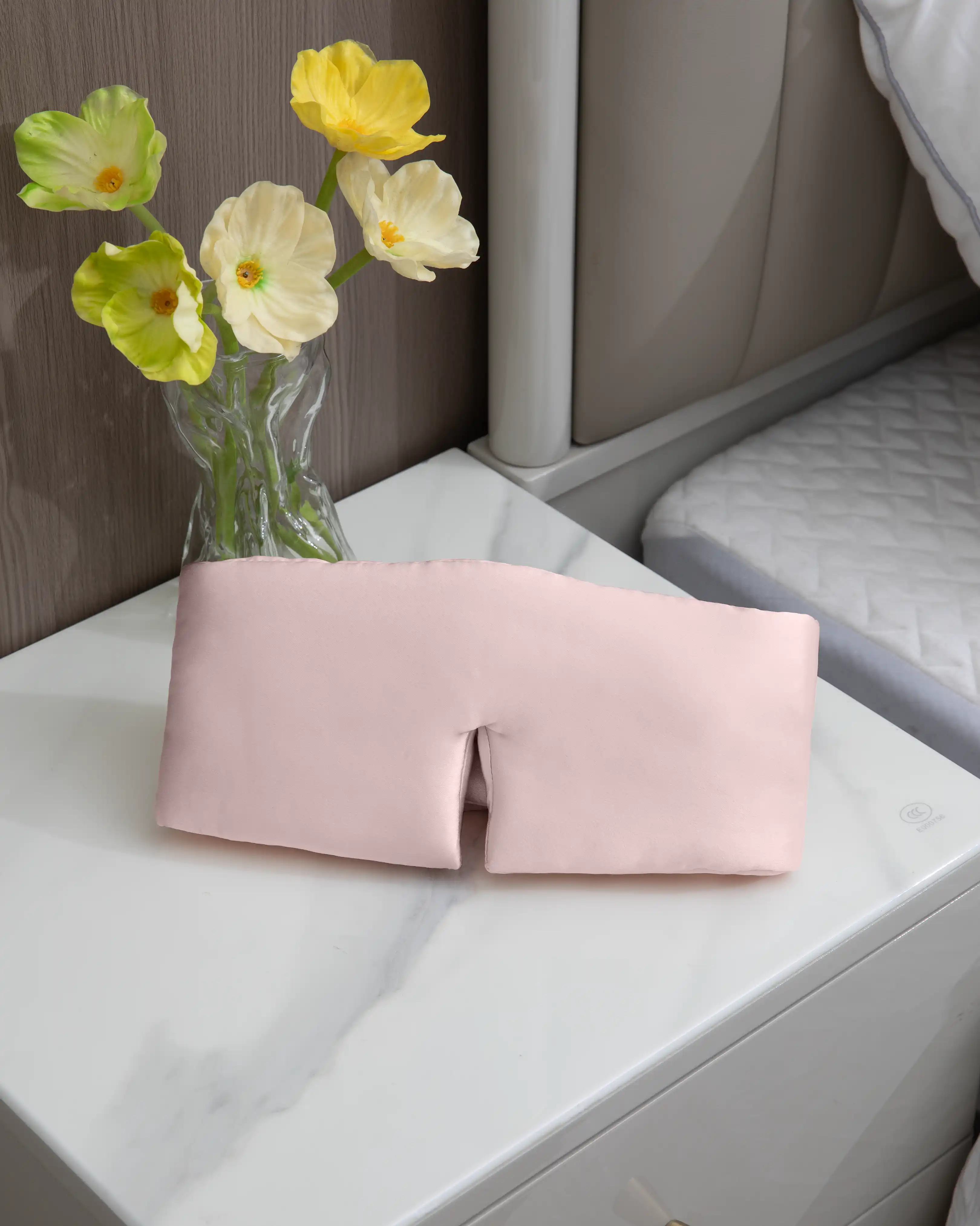 Silk Sleep Mask - Image 5
