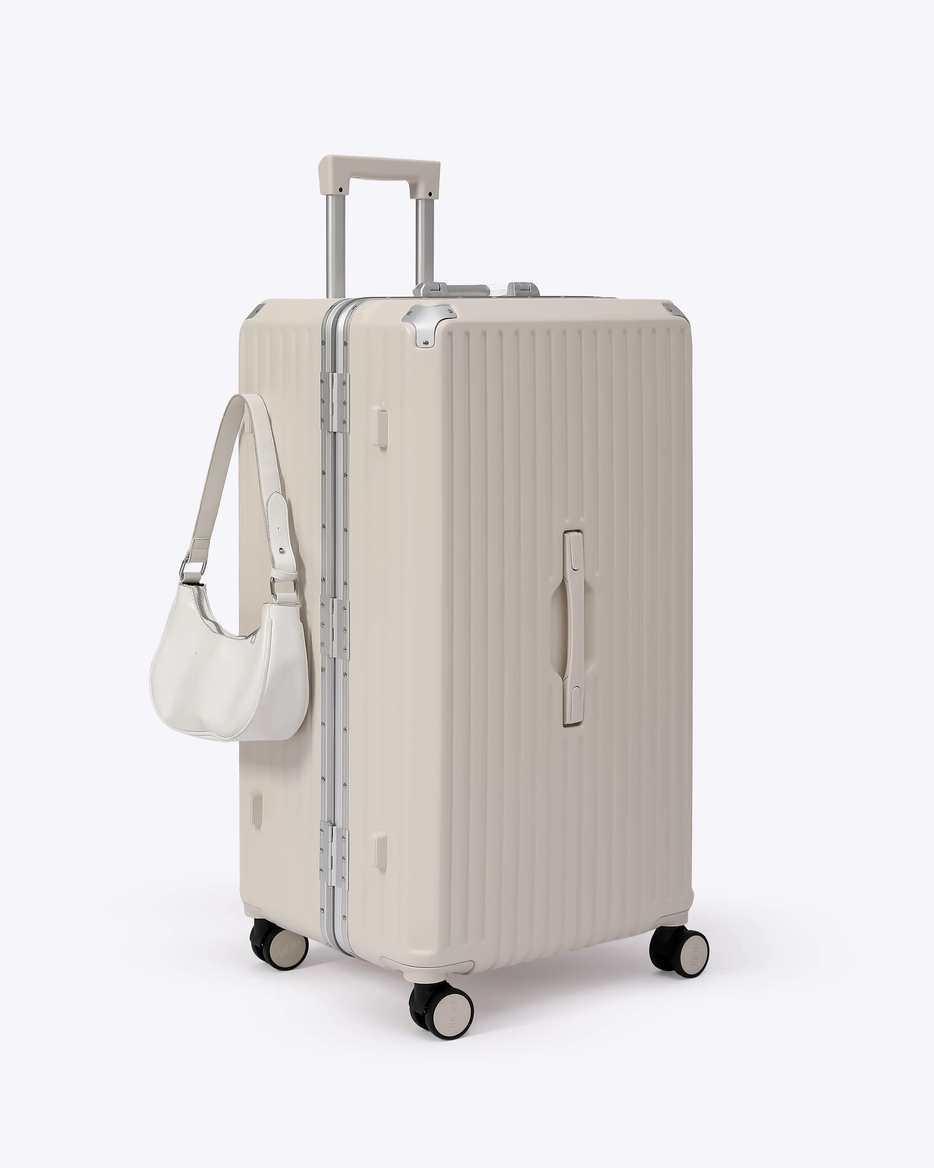 The Jetsetter Set - Image 14