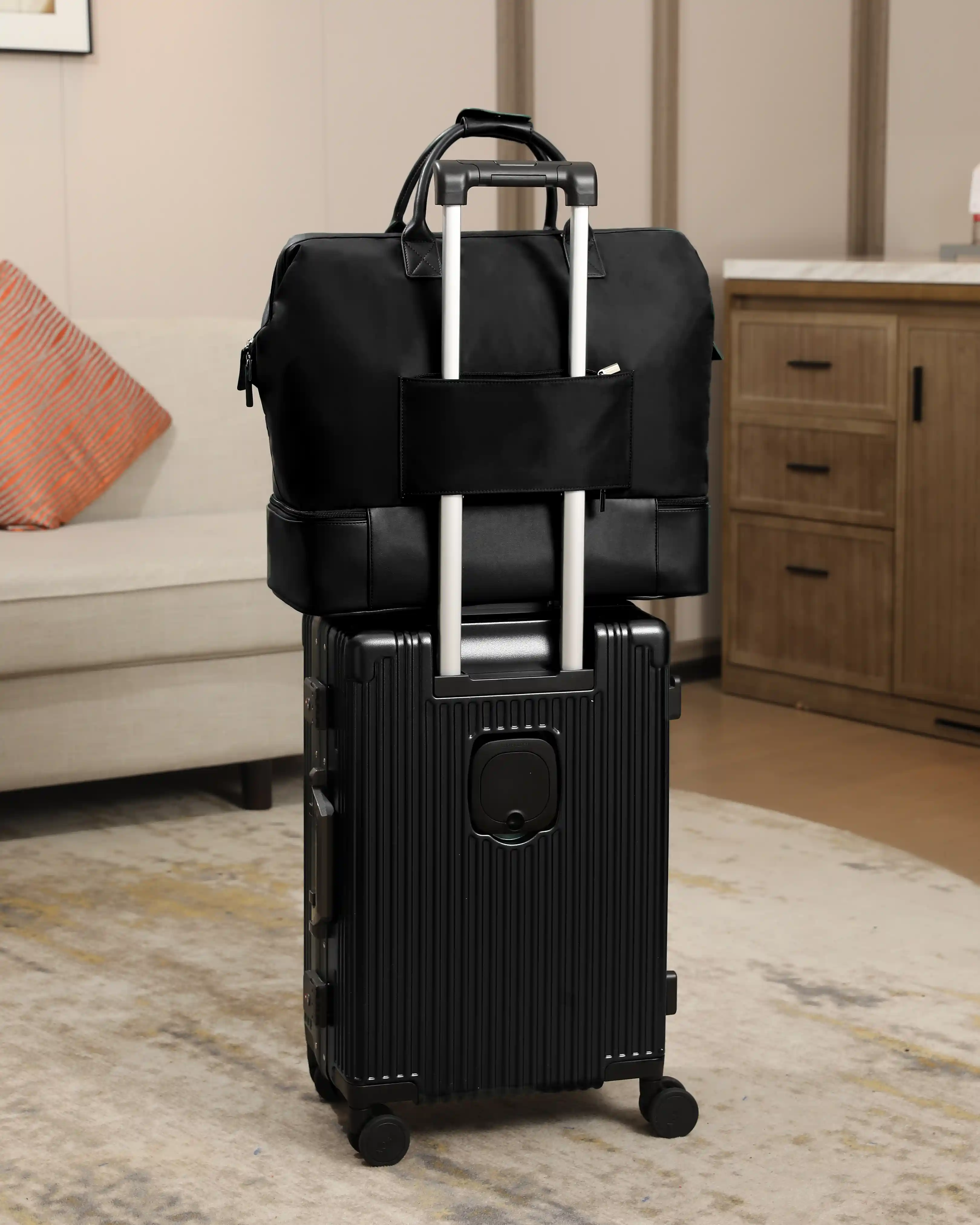 Weekender Bag - Image 11