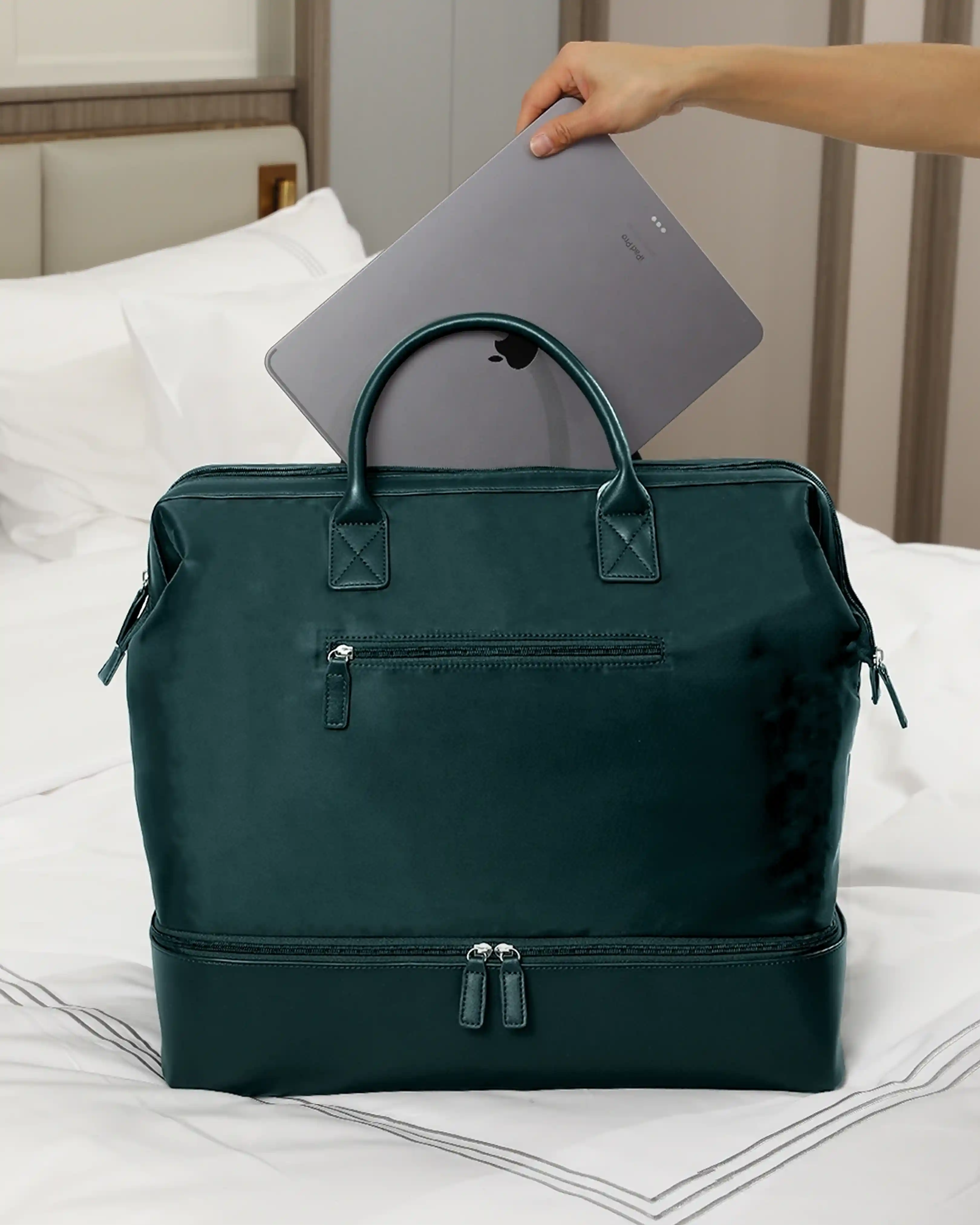 Weekender Bag - Image 4